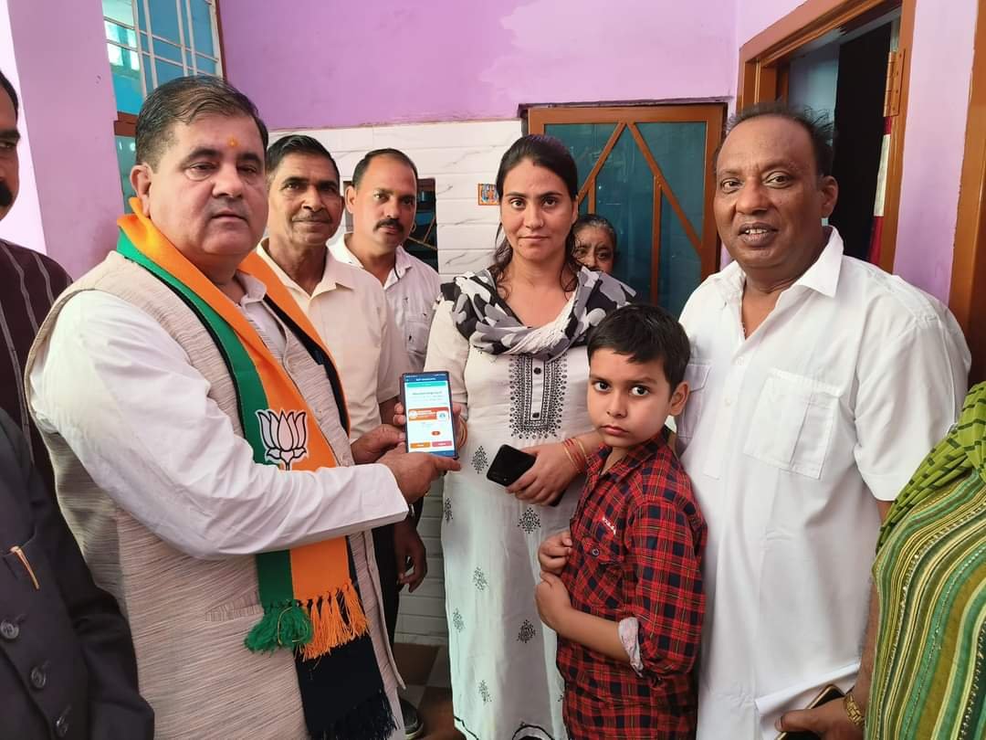 बीजेपी ने पीएम के मन की बात सुनी और सदस्य भी बनाए