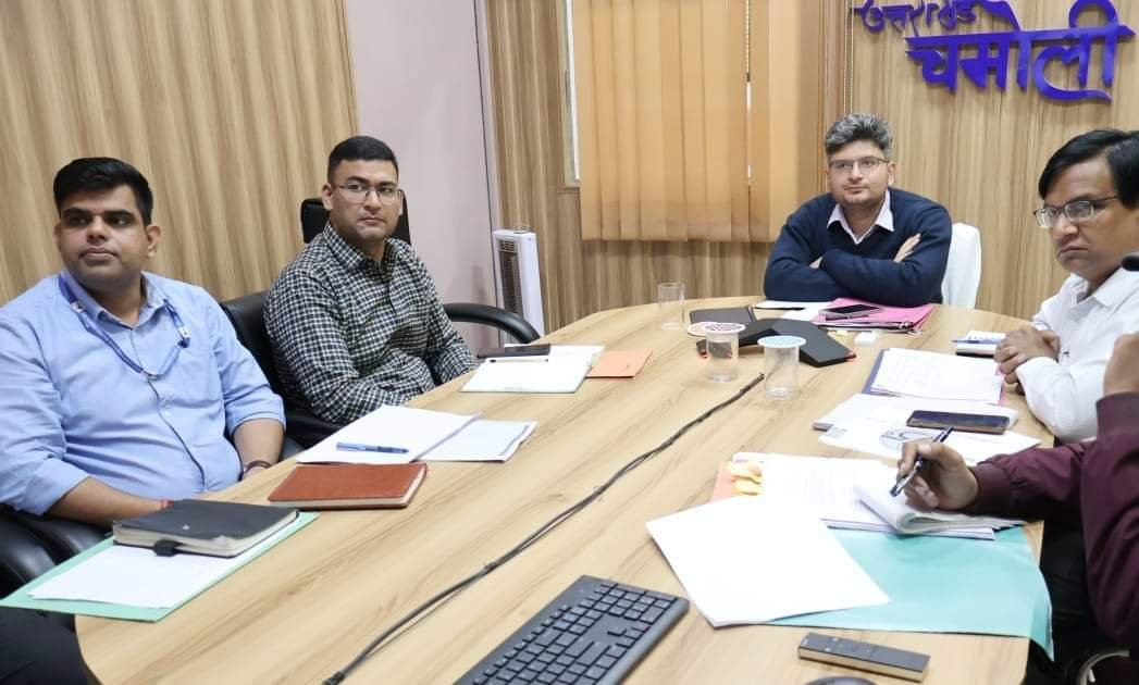 डंपिंग जोन को लेकर डीएम ने की अहम बैठक