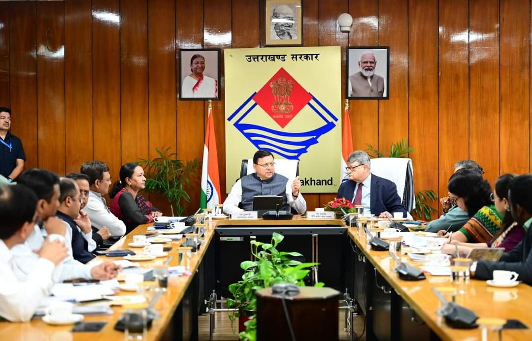 नीति आयोग के उपाध्यक्ष और सीएम धामी की बैठक