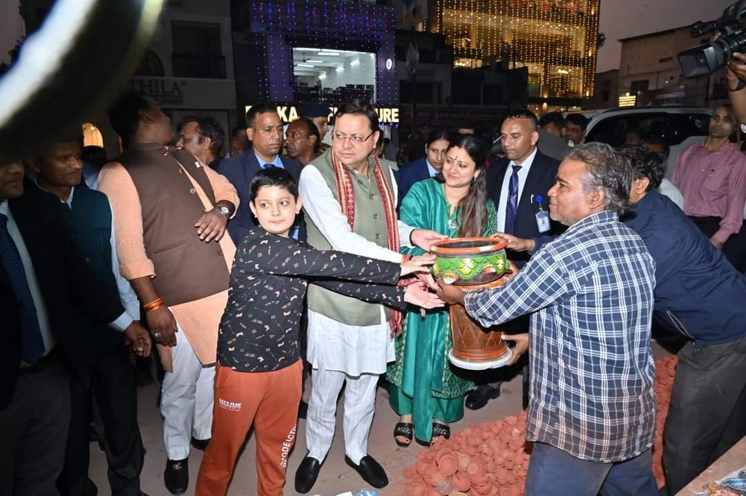 मुख्यमंत्री ने दिया लोकल फॉर वोकल का संदेश