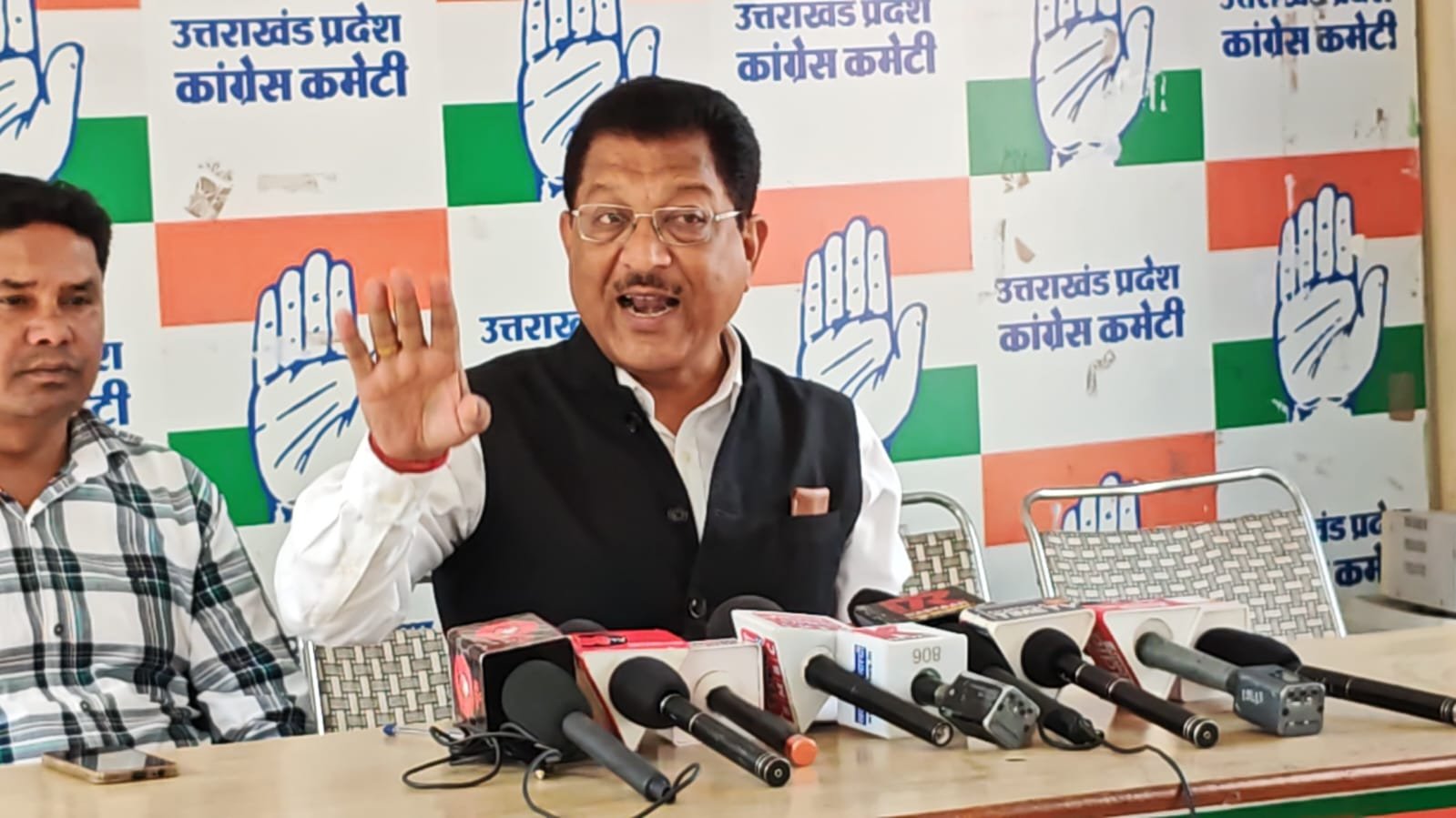 धन सिंह रावत के विभाग पर धस्माना ने लगाया बड़ी साजिश रचने का आरोप
