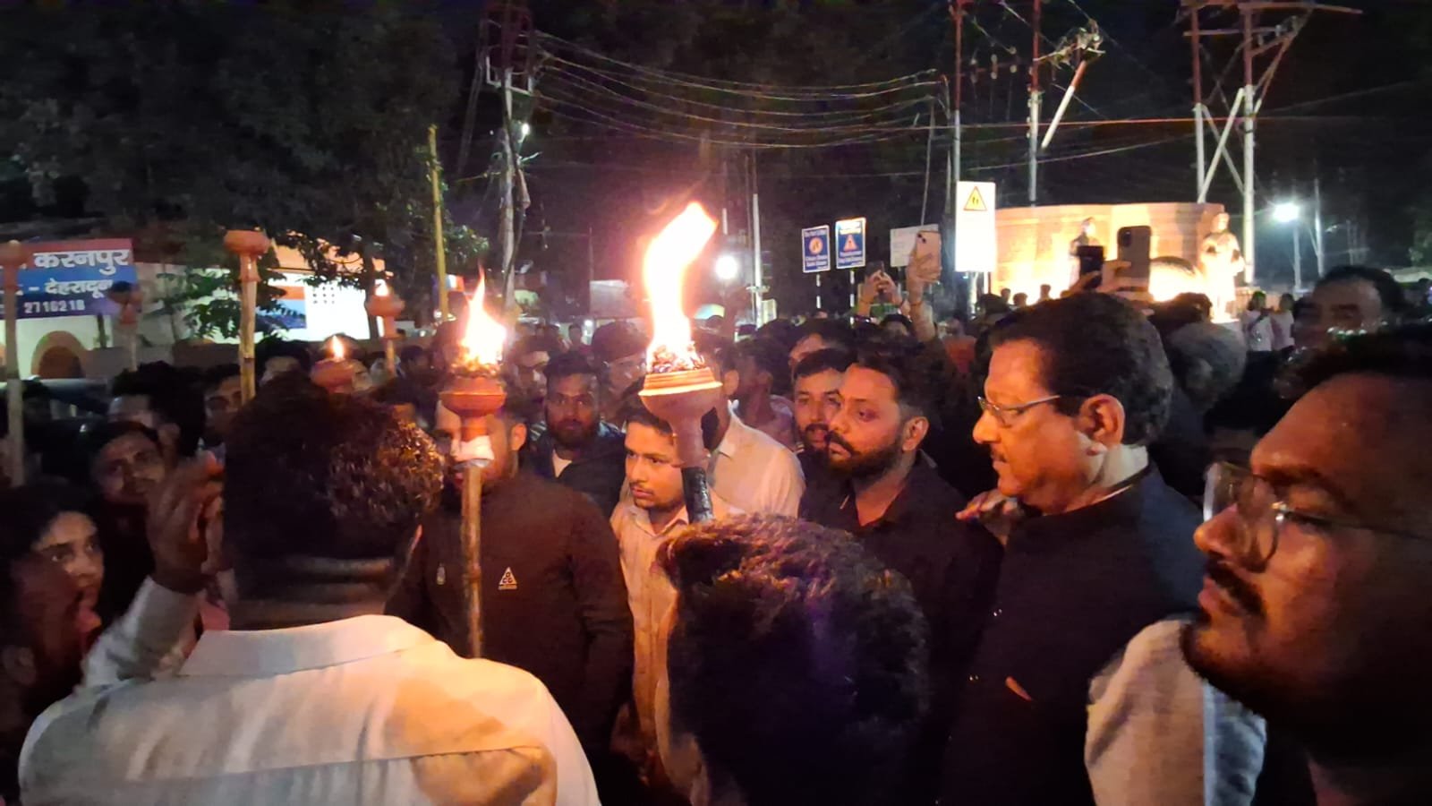 छात्र संघ चुनाव की मांग कर रहे संगठनों का कांग्रेस ने किया समर्थन