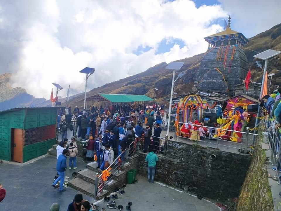 भगवान तुंगनाथ मंदिर से के कपाट बंद