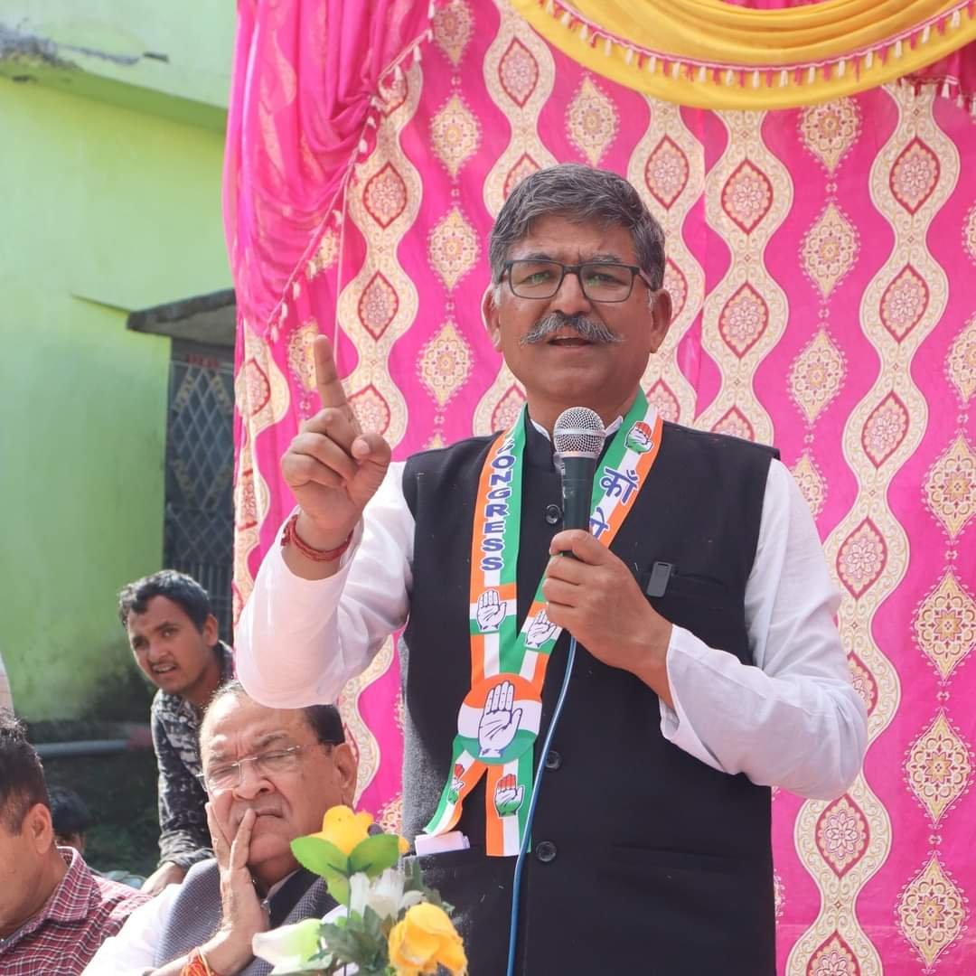 कांग्रेस उम्मीदवार मनोज रावत ने जनता से मांगी आर्थिक मदद