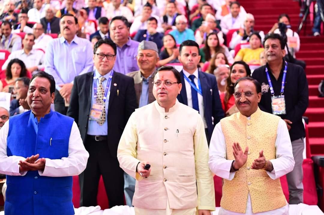 प्रवासी उत्तराखंडी सम्मेलन में गंभीर मुद्दों पर चर्चा