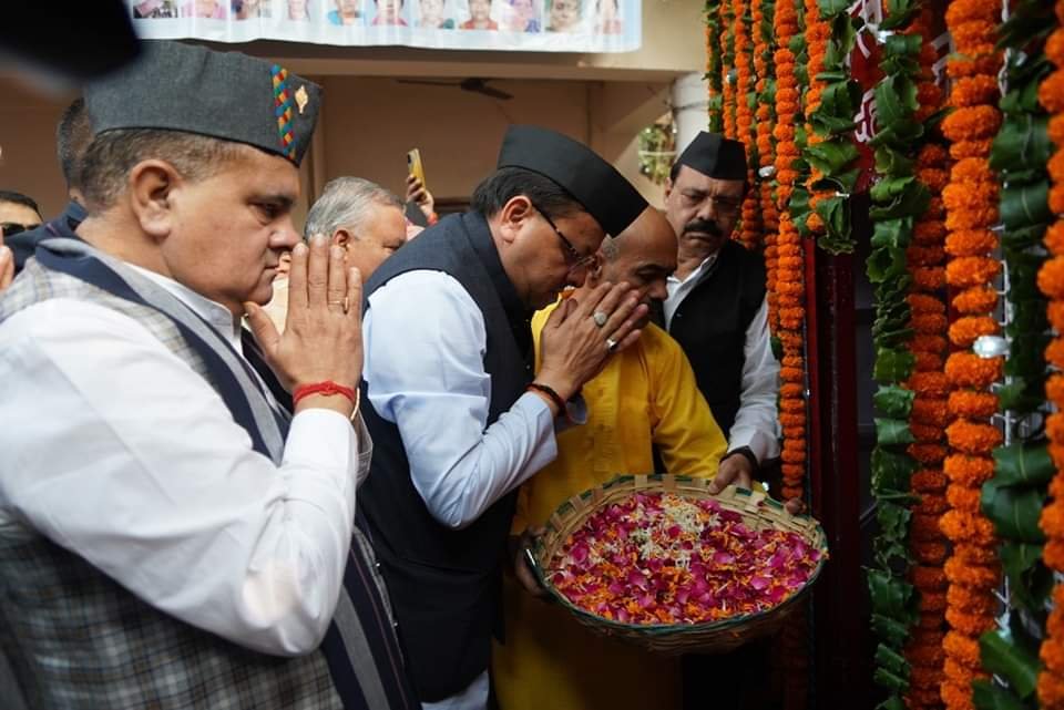 सीएम धामी ने शहीद आंदोलनकारियों को दी श्रद्धांजलि