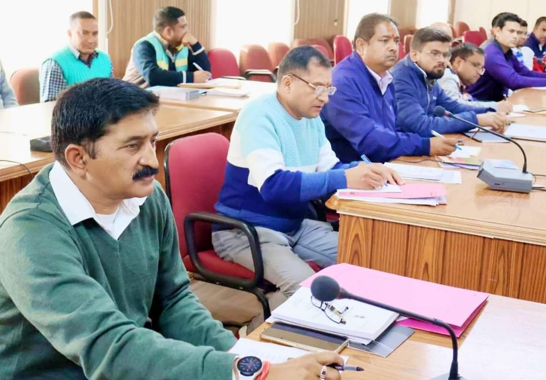 निकाय चुनाव की तैयारी में जुटा चमोली प्रशासन