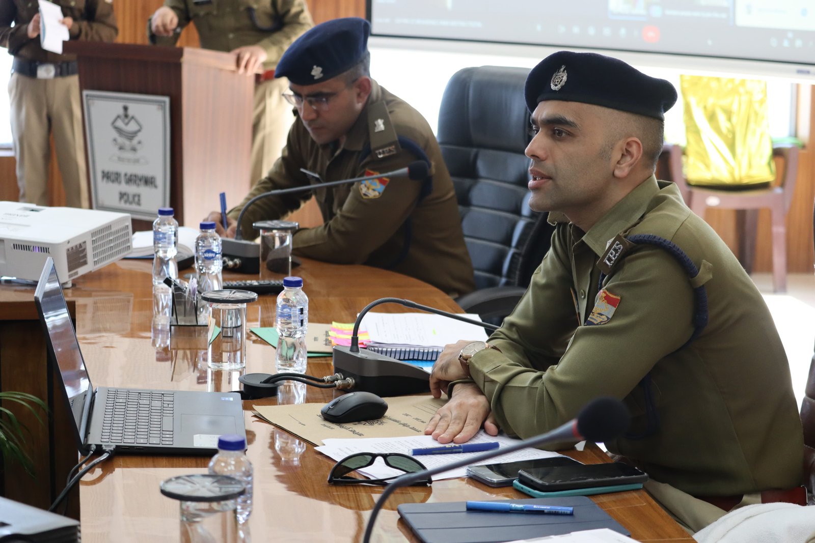 पौड़ी पुलिस की मंथली मीटिंग में एसएसपी ने दिए अहम निर्देश