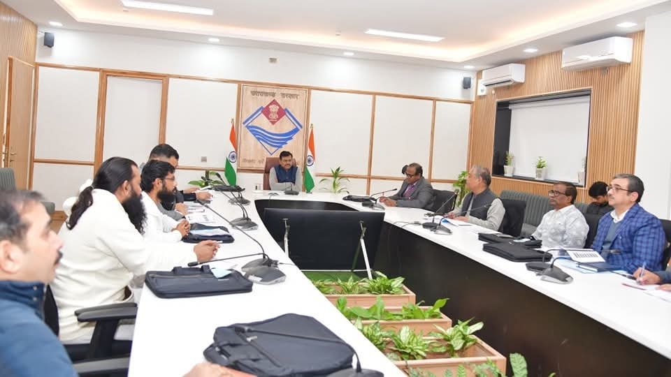 पशुधन विकास पर गवर्निंग काउंसिल की बैठक में कई फैसले