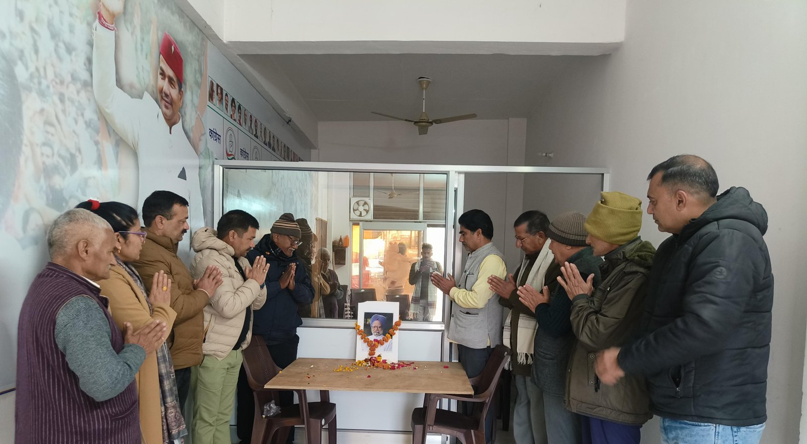 ऋषिकेश में कांग्रेस नेताओं ने दिवंगत डॉ. मनमोहन सिंह को दी श्रद्धांजलि