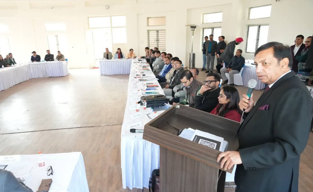 निकाय चुनाव में तैनात पर्यवेक्षकों को दी गई अहम जानकारी