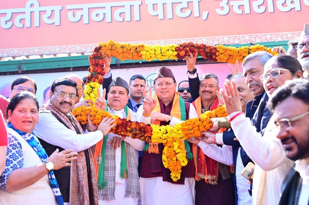 निकाय चुनाव में जीत पर धामी का अभिनंदन