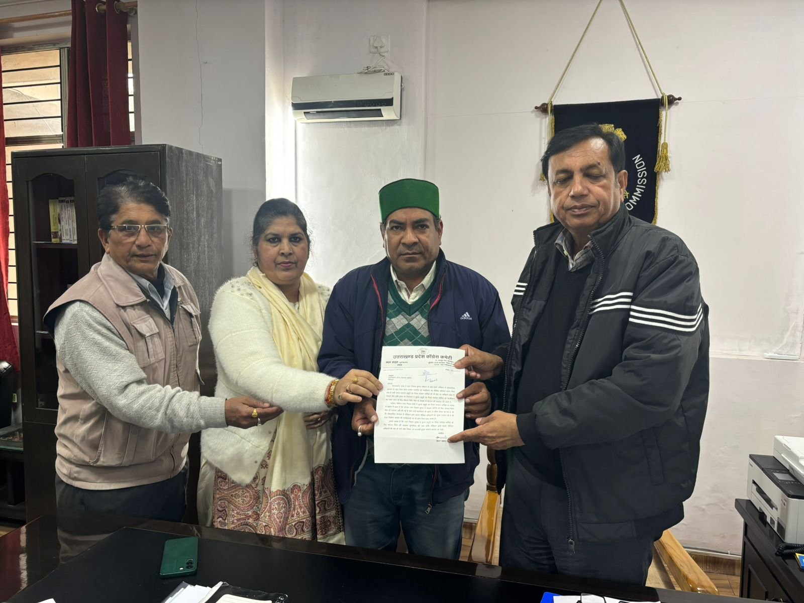 राज्य निर्वाचन आयोग से मिला कांग्रेस प्रतिनिधिमंडल चुनाव में गड़बड़ी की जताई आशंका