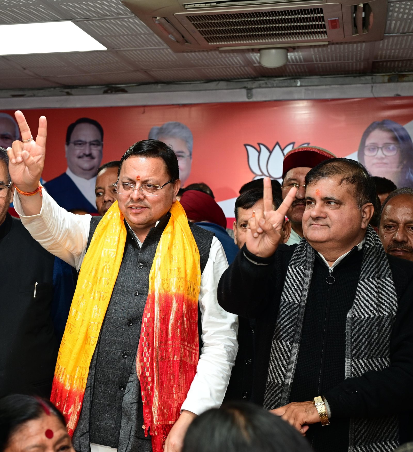 दिल्ली में बंपर जीत उत्तराखंड में बीजेपी का जबर्दस्त जश्न