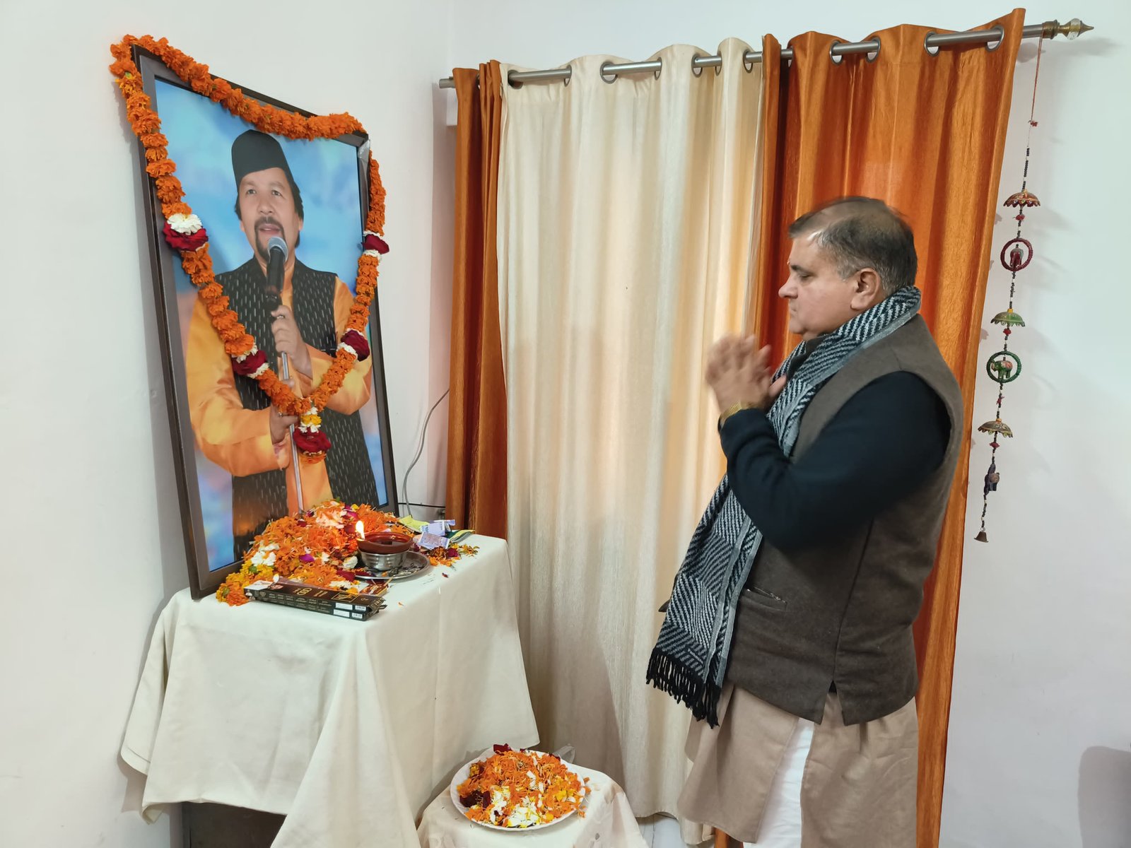 महेंद्र भट्ट ने दी दिवंगत घनानंद को श्रद्धांजलि