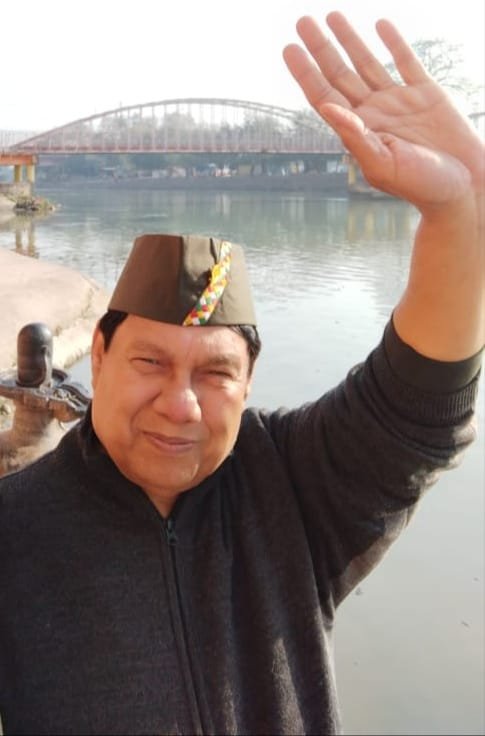 धीरेंद्र प्रताप ने महेंद्र भट्ट को दी माफी मांगने की चेतावनी