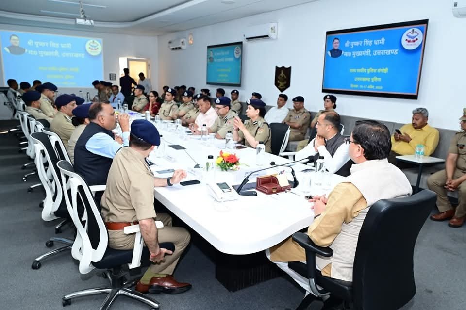 सीएम धामी ने पुलिस को दिए अहम निर्देश