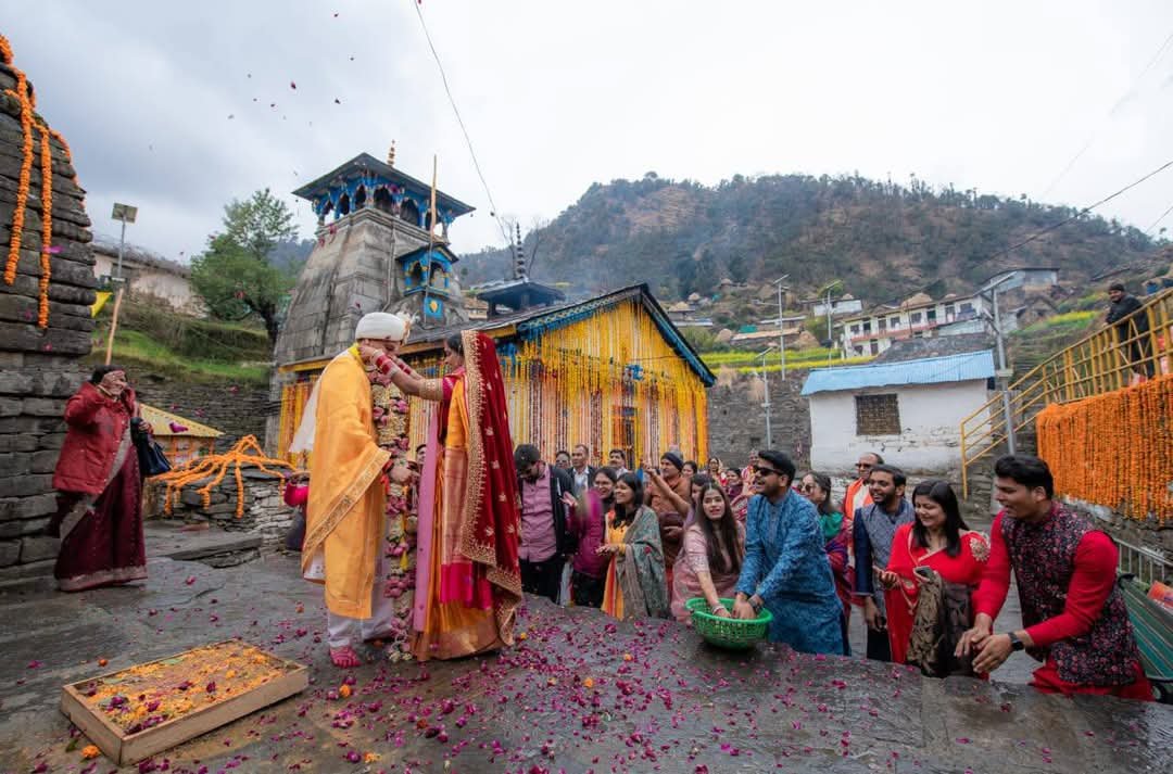 त्रिजुगीनारायण में डेस्टिनेशन वेडिंग को लेकर क्रेज