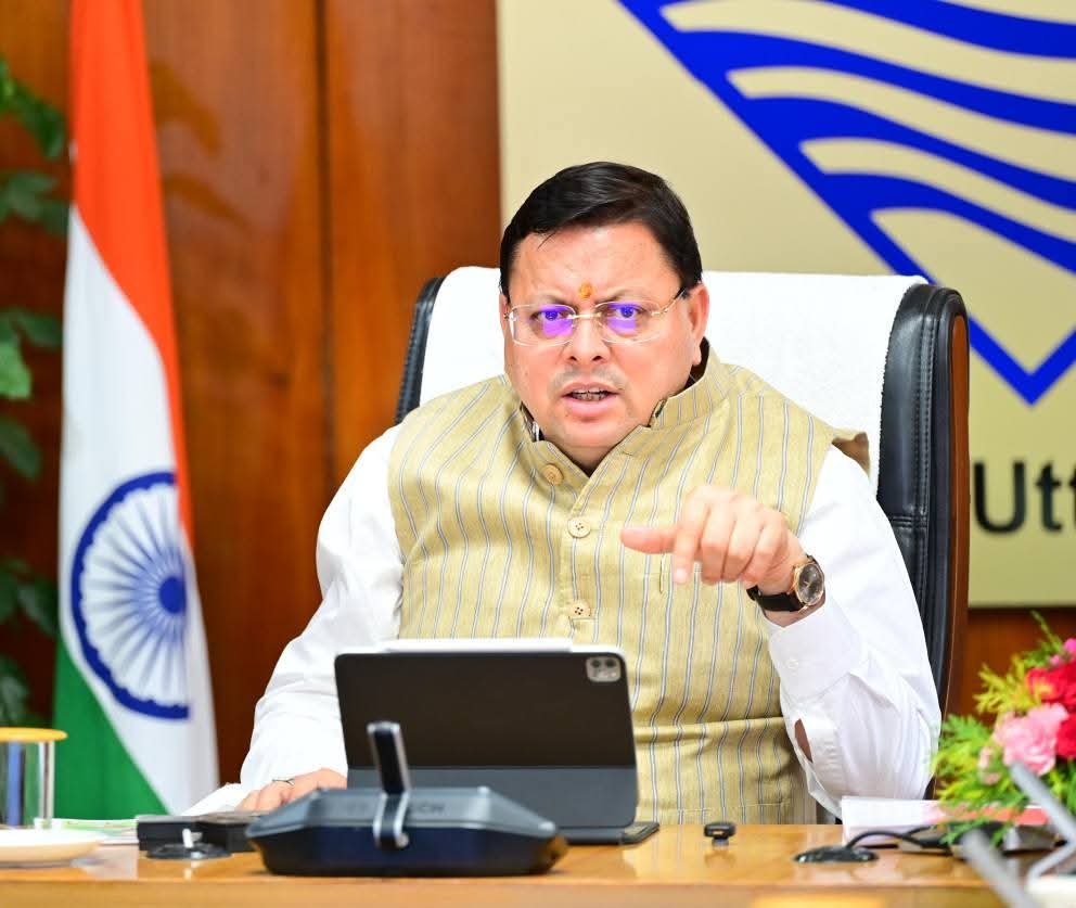 भ्रष्टाचार पर सीएम धामी का कड़ा एक्शन भ्रष्टाचार पर सीएम धामी का कड़ा एक्शन