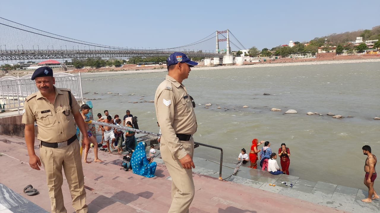 चारधाम यात्रा रूट पर पौड़ी पुलिस की मुस्तैदी