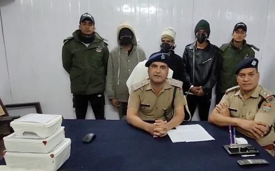 रुद्रप्रयाग पुलिस ने चोरी की साज़िश रचते तीन नेपालियों को किया गिरफ्तार