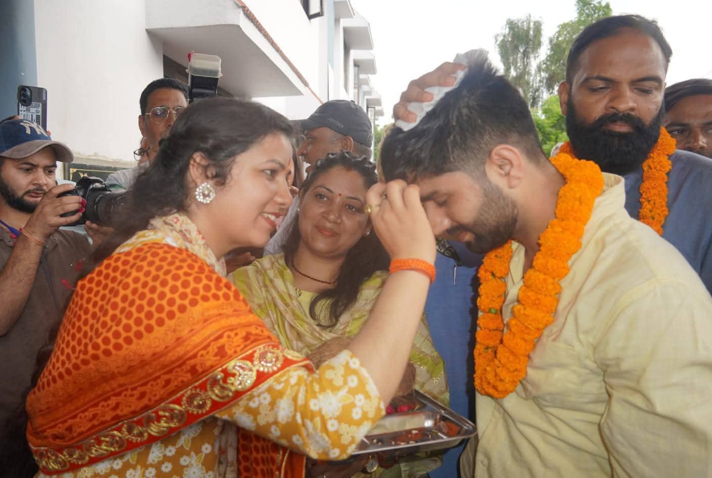 उत्तराखंड रूट से हुई कैलाश मानसरोवर यात्रा की शुरुआत