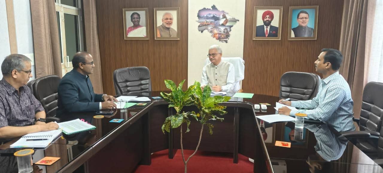 निर्वाचन गतिविधियों को लेकर अहम बैठक
