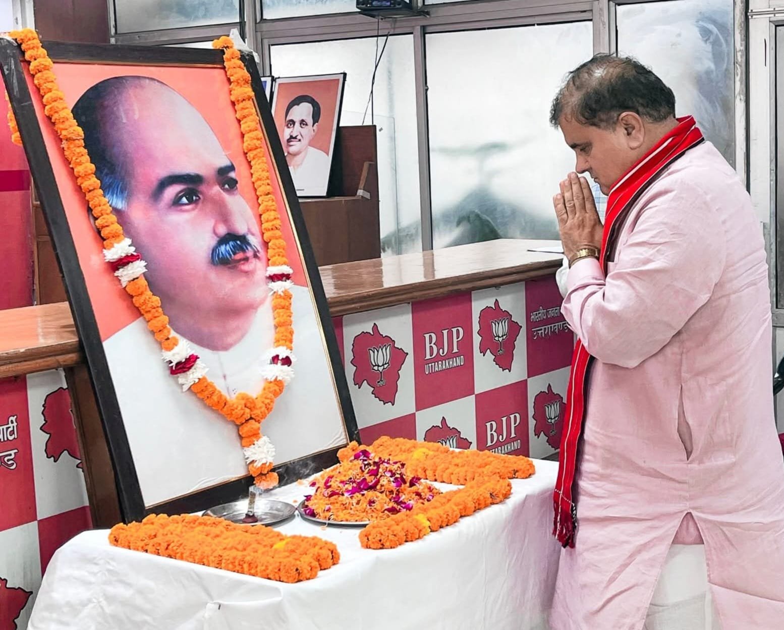 बीजेपी ने जयंती पर श्यामा प्रसाद मुखर्जी को किया नमन
