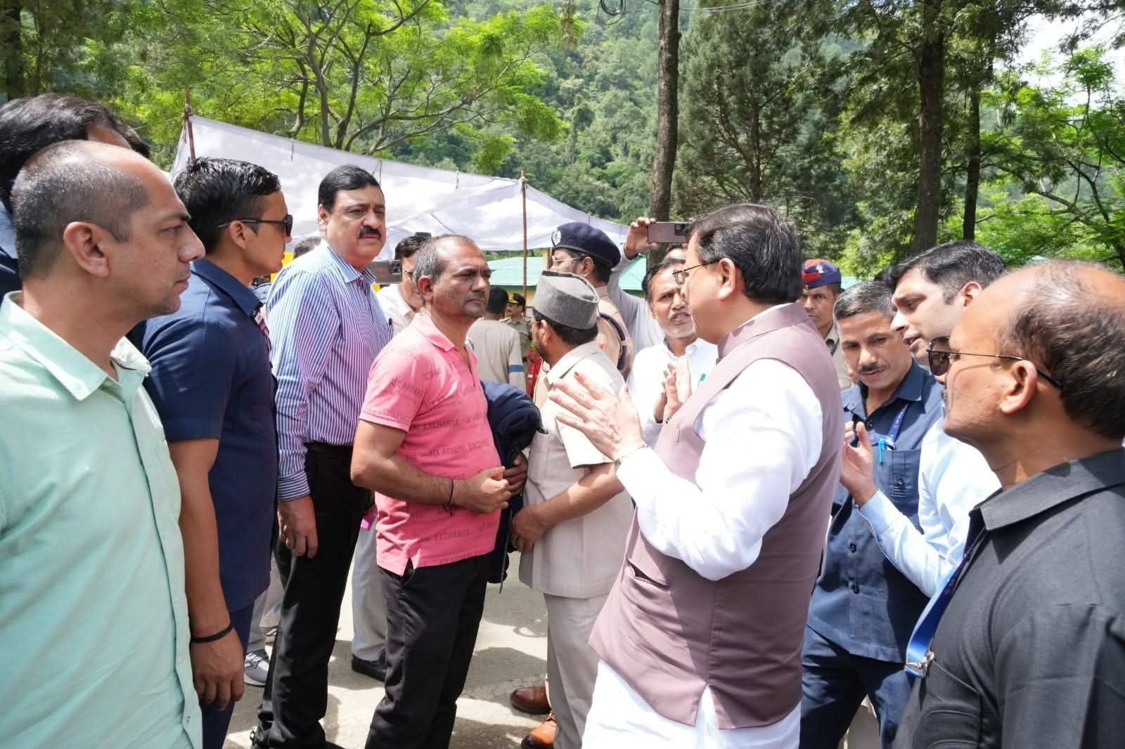 सीएम धामी की निगरानी में जारी है रेस्क्यू ऑपरेशन