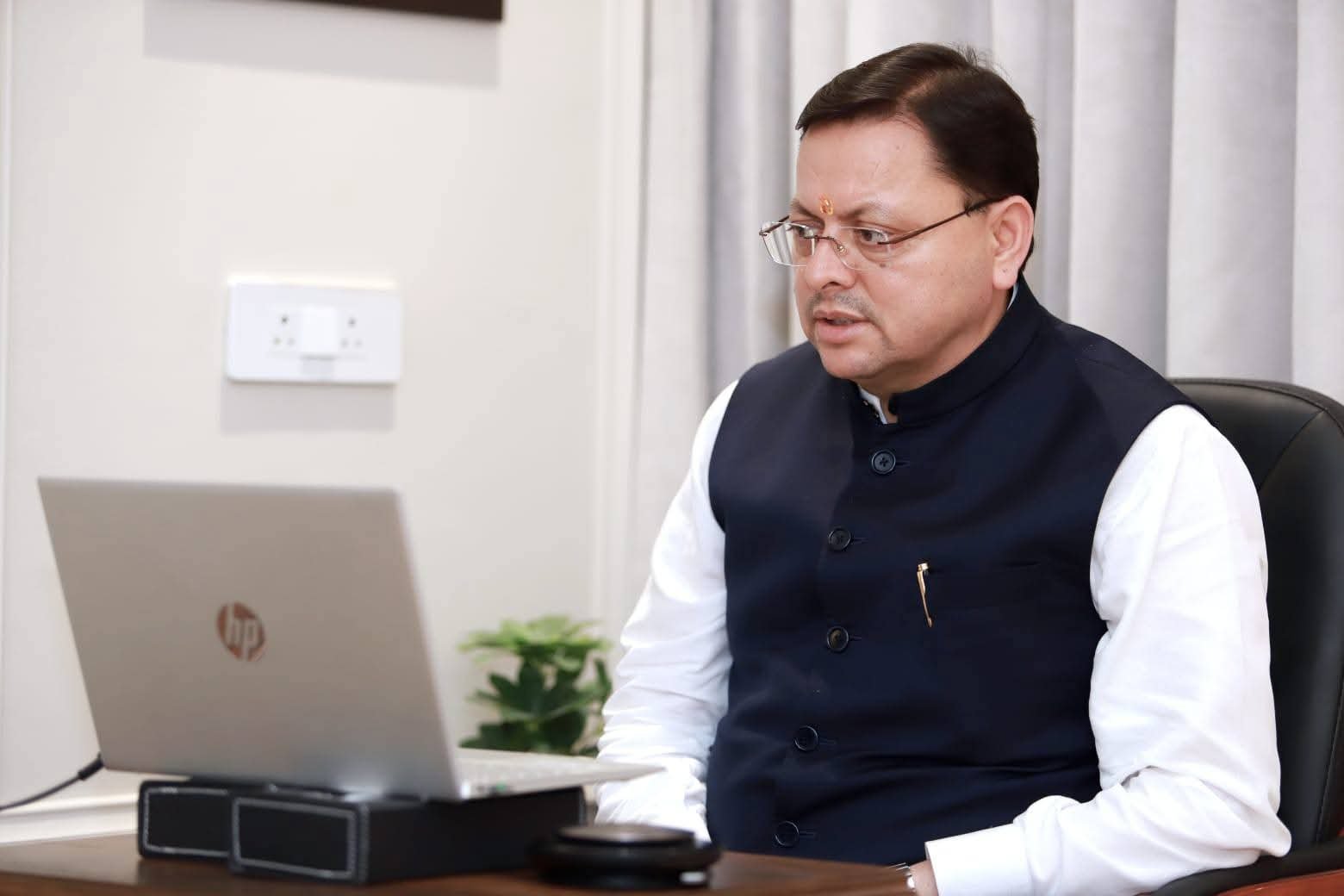 सीएम धामी ने की आपदा राहत की समीक्षा