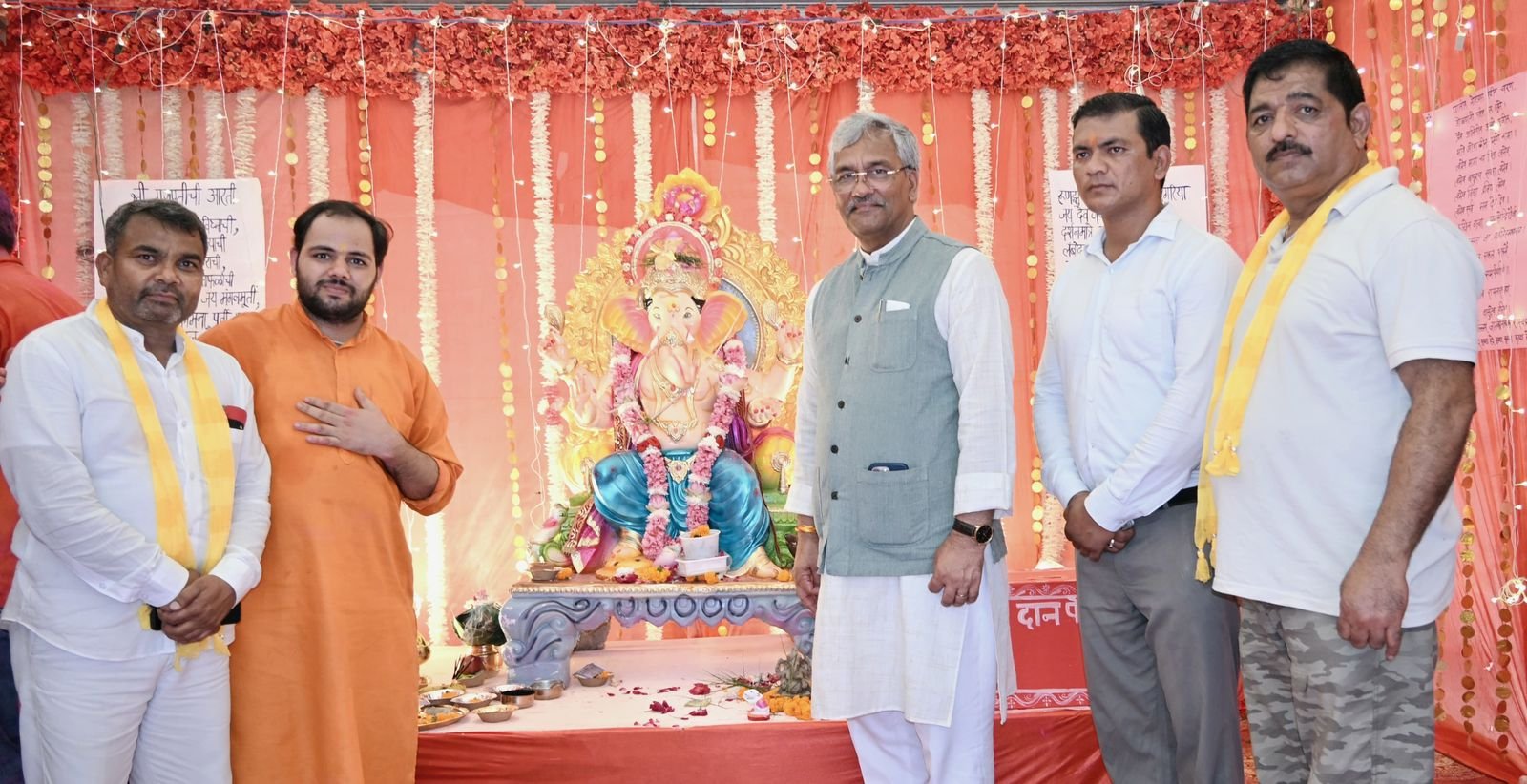 ऋषिकेश में गणेश उत्सव में शामिल हुए सांसद त्रिवेंद्र सिंह रावत