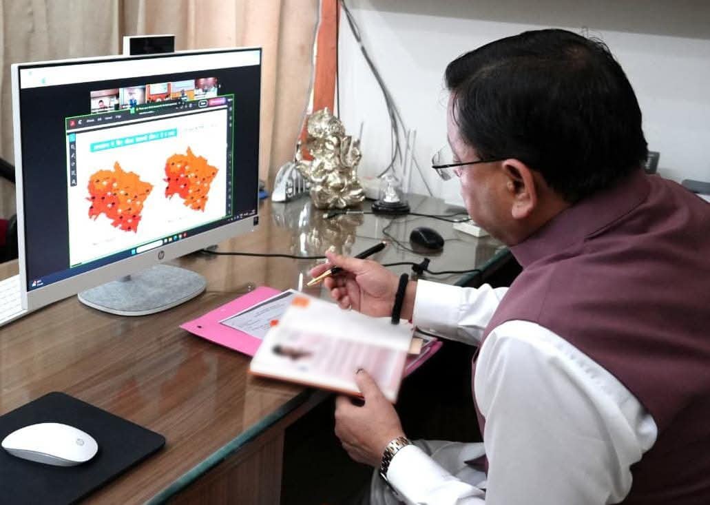 सीएम धामी ने आपदा के मद्देनजर अलर्ट रहने के निर्देश दिए