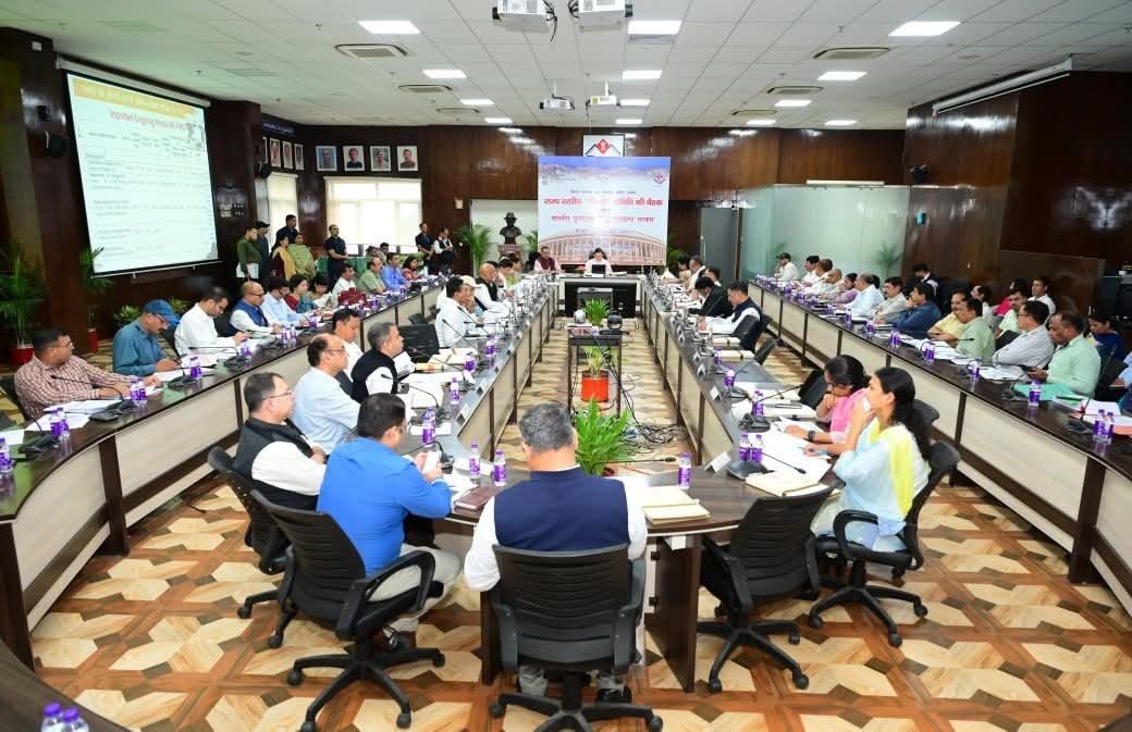 सीएम धामी की अगुवाई में हुई राज्य स्तरीय दिशा समिति की पहली बैठक
