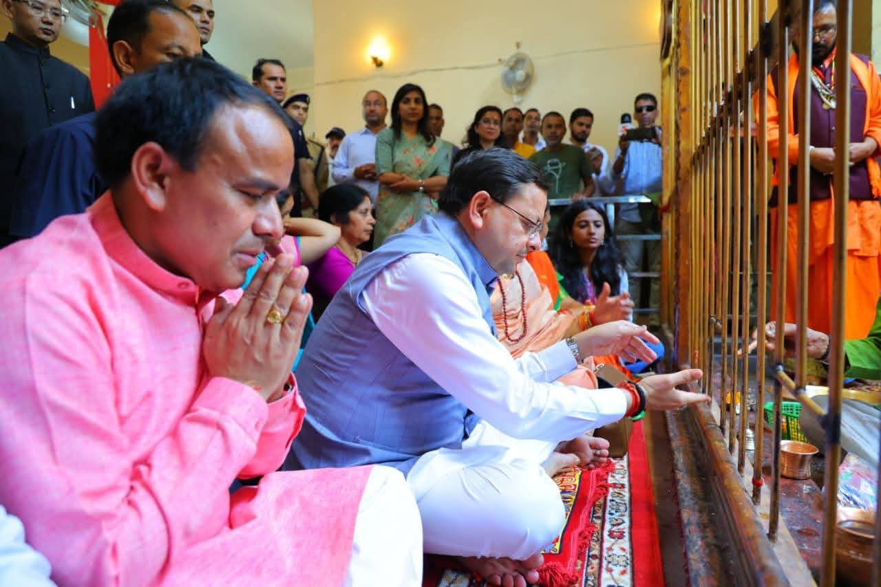 सीएम धामी ने मां धारी देवी के दर्शन किए