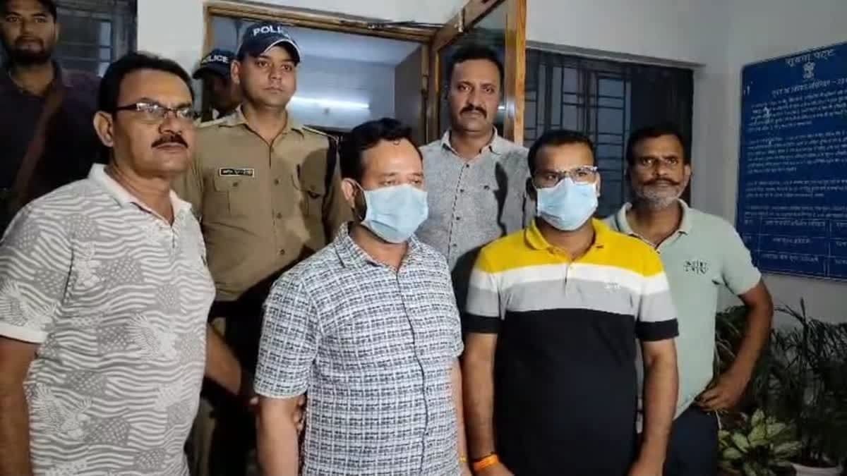 Karan Mahra's Protest