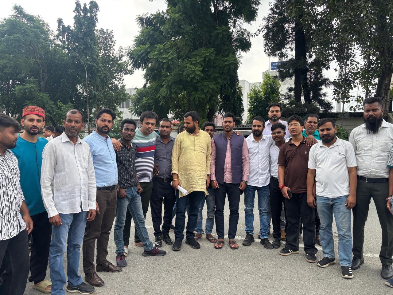 देहरादून में कांग्रेस नेता हुए गिरफ्तार, पीएम को सौंपना चाहते थे ज्ञापन