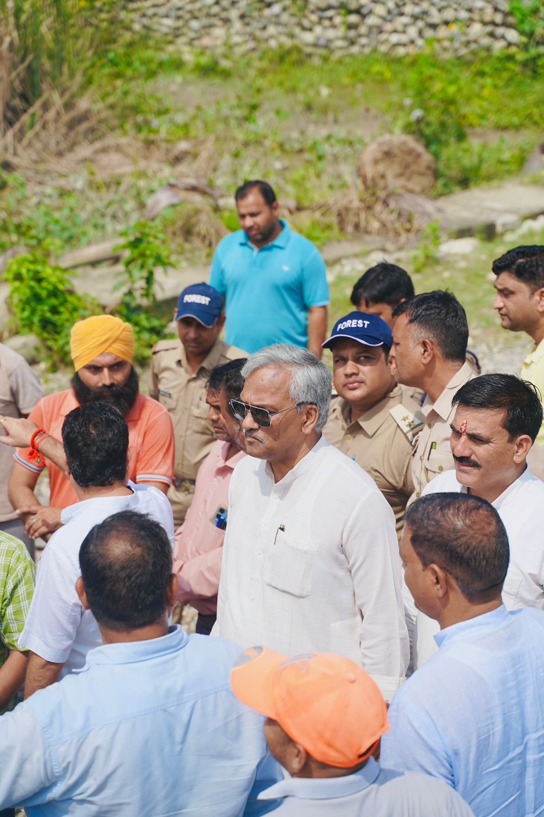 ऋषिकेश में सांसद त्रिवेंद्र रावत ने लिया आपदा प्रभावित इलाकों का जायजा