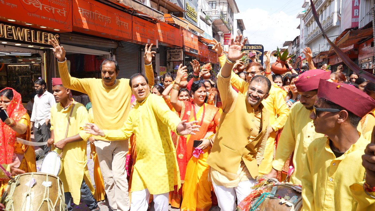 देहरादून में टिहरी की ऐतिहासिक रामलीला की भव्य तैयारी, कलश यात्रा में दिखा भक्ति भाव