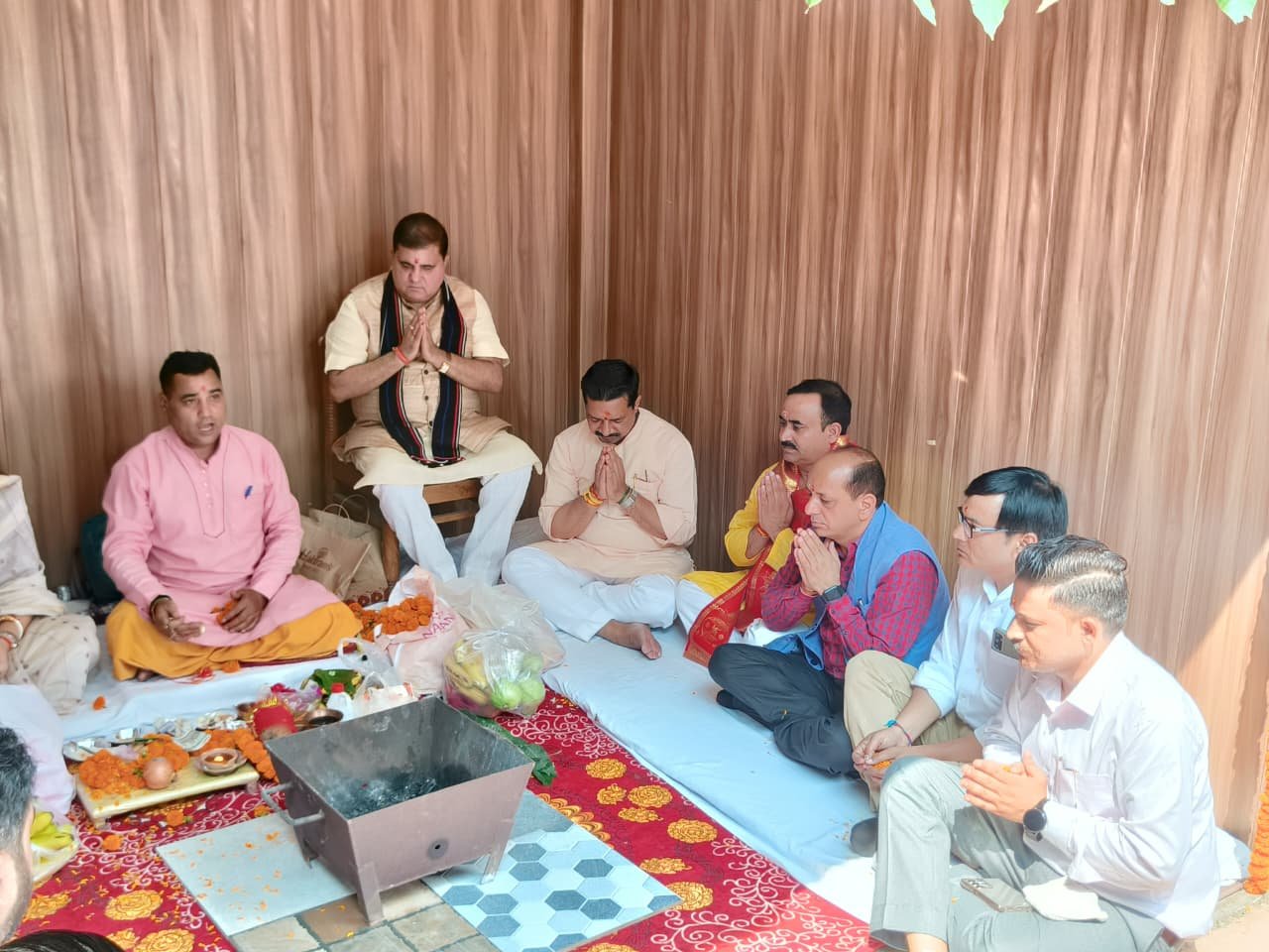 बीजेपी के नए पदाधिकारियों ने संभाला पदभार, मिशन 2027 के लिए कसी कमर