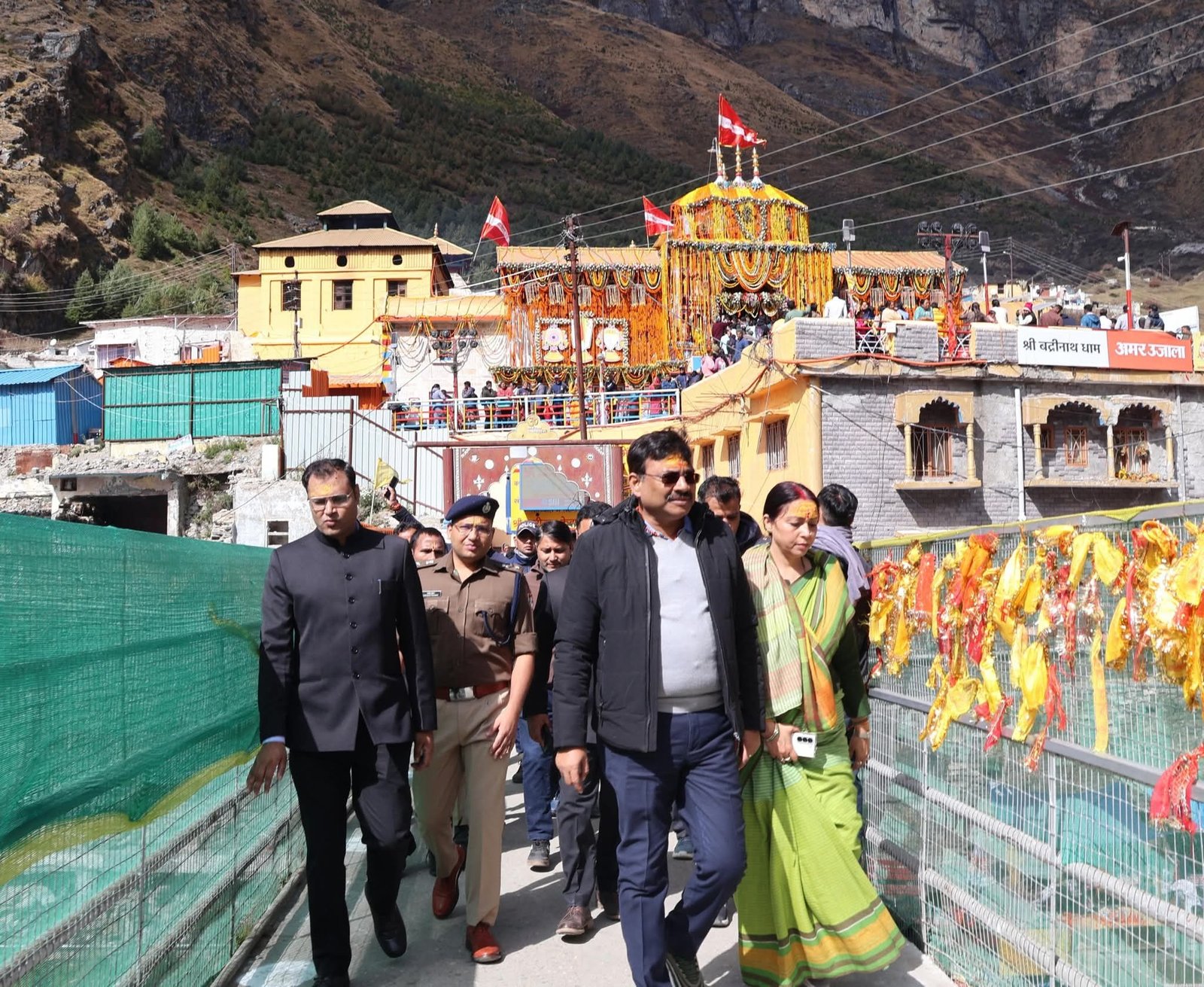 मुख्य सचिव ने बदरीनाथ धाम में लिया मास्टर प्लान के कार्यों का जायजा