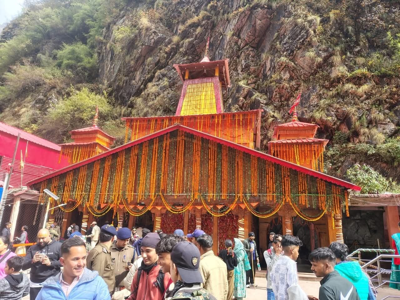 यमुनोत्री धाम के कपाट शीतकाल के लिए बंद