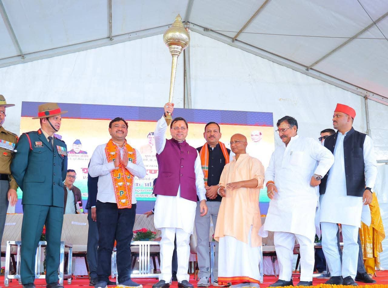 रिखणीखाल में शहीद स्मरण समारोह में शामिल हुए सीएम धामी