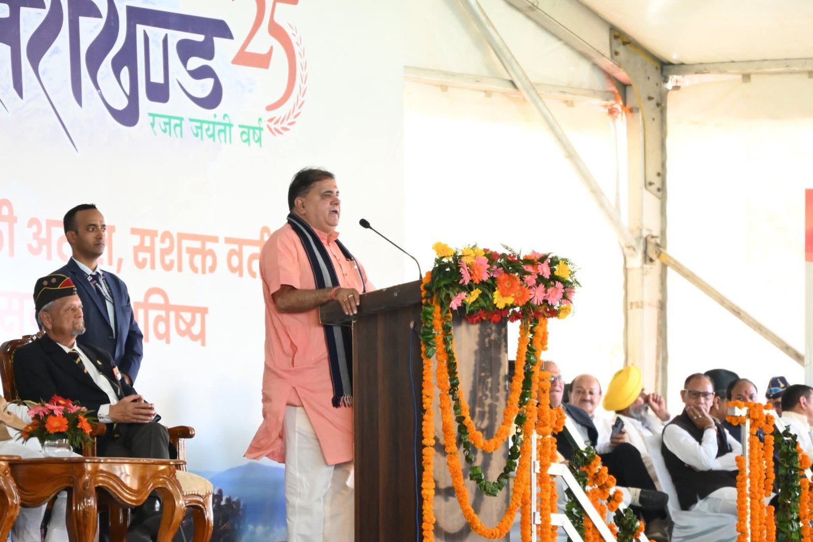 9 नवंबर को पीएम मोदी के कार्यक्रम में 1 लाख से ज्यादा लोगों के शामिल होने का दावा कर रही बीजेपी