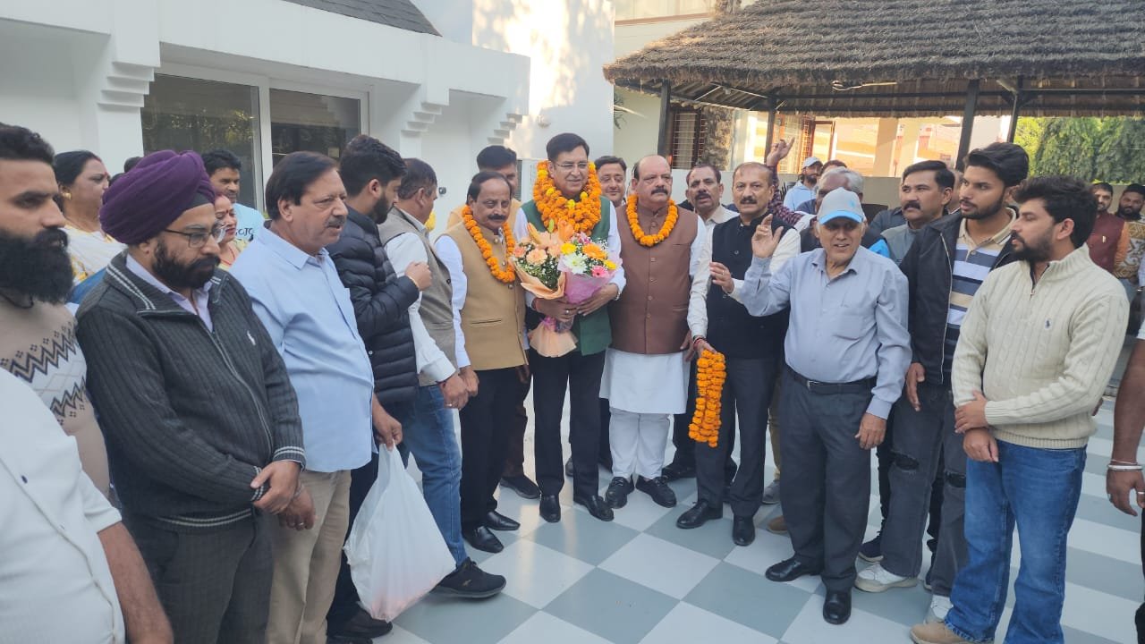 प्रीतम सिंह को चुनाव संचालन समिति का अध्यक्ष बनाए जाने पर कांग्रेस कार्यकर्ताओं ने जताई खुशी, 2027 में दमदार जीत का किया दावा