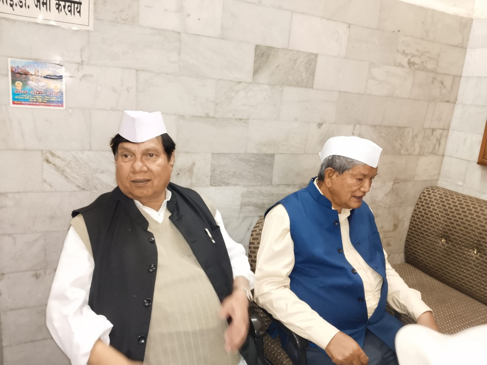 हरीश रावत और धीरेंद्र प्रताप ने दिवाकर भट्ट को दी श्रद्धांजलि