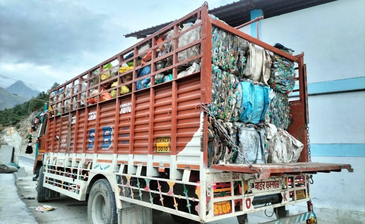 बदरीनाथ नगर पंचायत ने कूड़े का निस्तारण कर कमाए लाखों रुपये