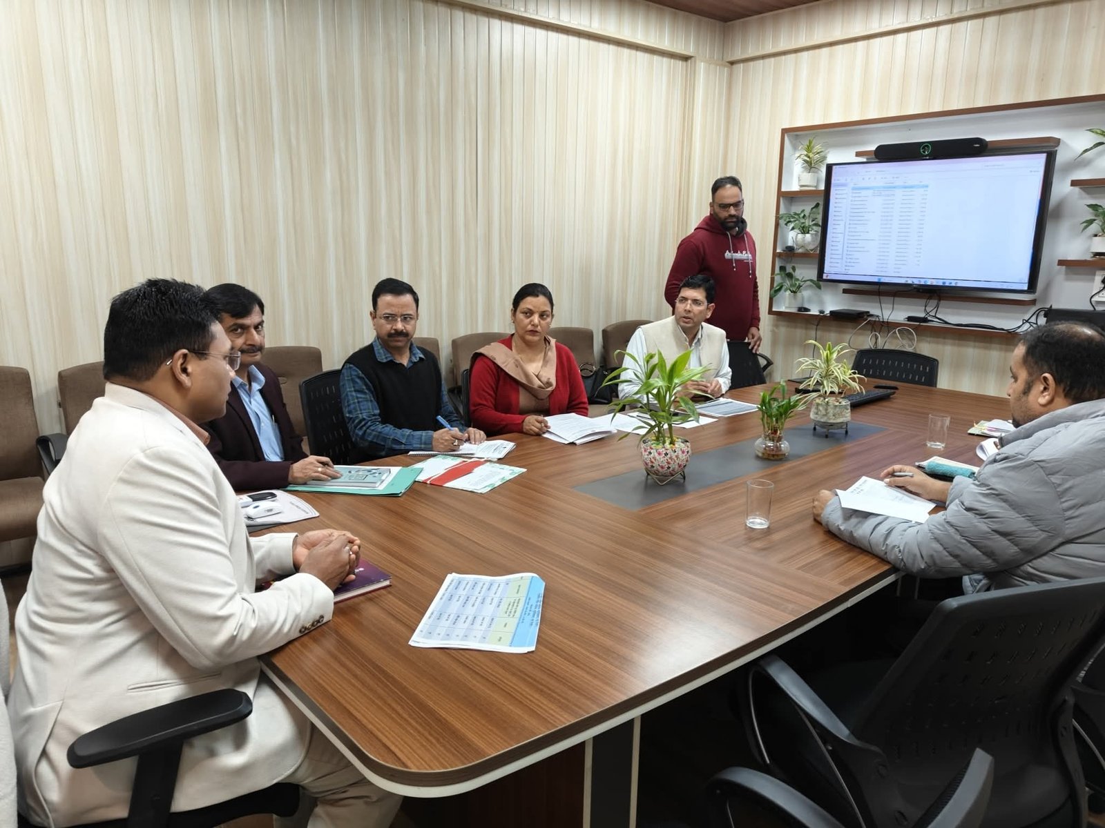 स्वास्थ्य सचिव आर राजेश कुमार ने की समीक्षा बैठक