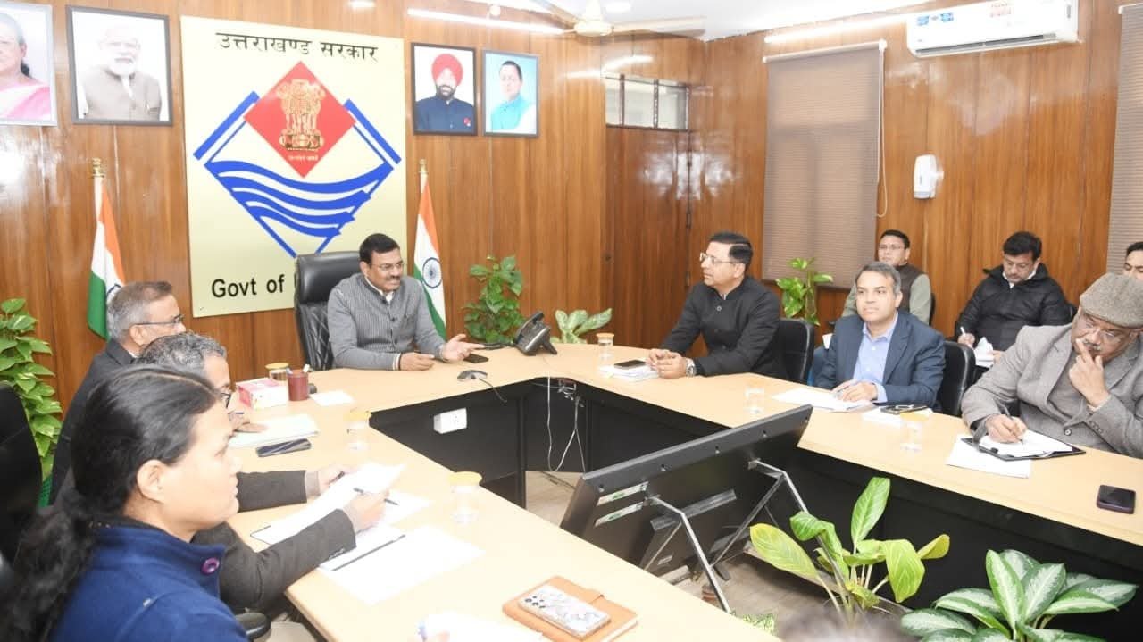 मुख्य सचिव ने नेशनल हाईवे प्रोजेक्ट की समीक्षा बैठक की