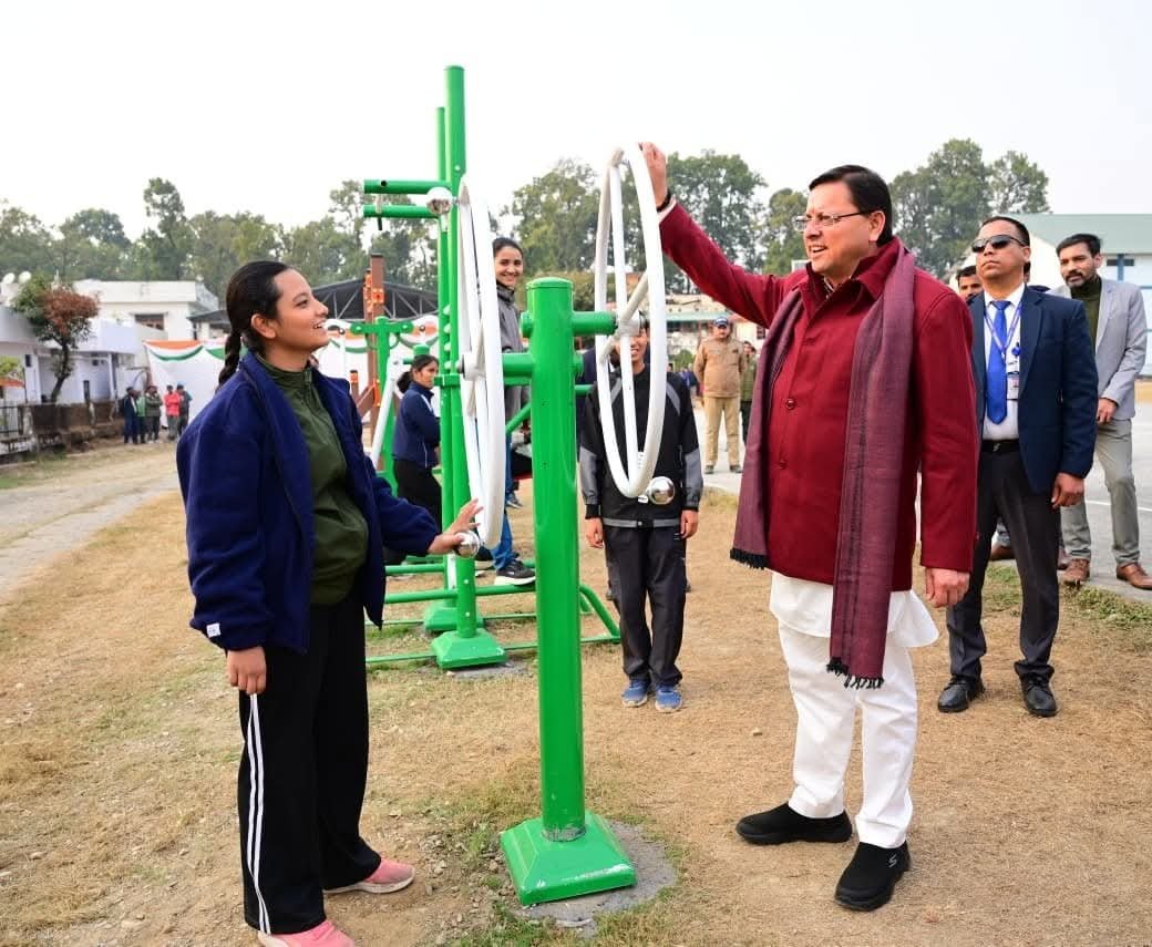 अग्निवीर भर्ती ट्रेनिंग कैंप में सीएम धामी ने किया निरीक्षण, तैयारी कर रहे युवाओं से किया संवाद