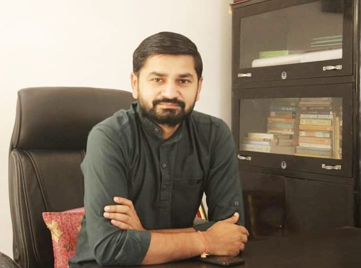 डोईवाला नगर पालिका गदर, बीजेपी के पार्षदों ने बीजेपी के ही नगर पालिका अध्यक्ष पर लगाया अवमानना का आरोप, कांग्रेस ने साधा निशाना